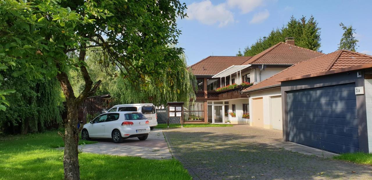 Ferienwohnung Froschkönig mit Teichblick Trendelburg Exterior foto